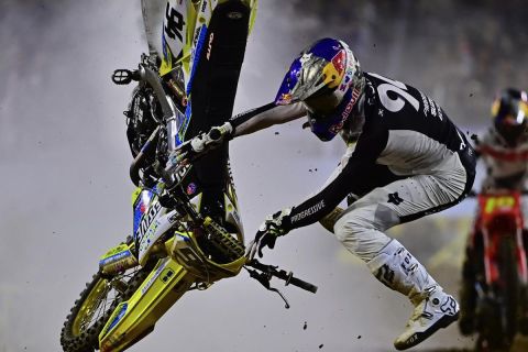 14 AMA SX 2024: Smolný večer pro Kena Roczena