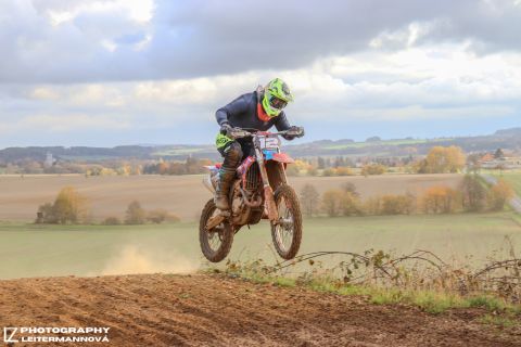 Otevírání plaňáku